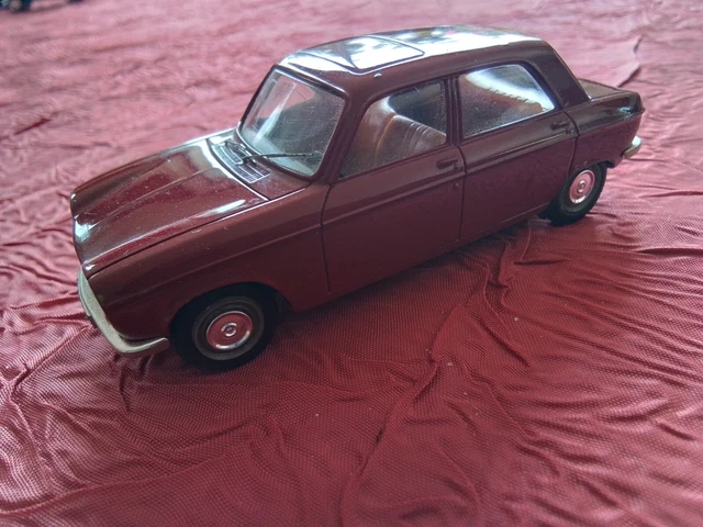 CCC 1/43 réf 115 : Panhard Dyna X86 Berline Décapotable 1951 (Kit à