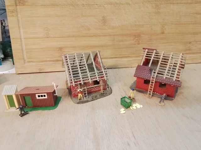 Faller 2 Maisons En Construction - Maquette HO - Modélisme Ferroviaire - À Assembler