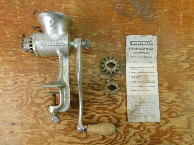 Vintage - Universal Meat Grinder LF&C (Landers Frary & Clark) New Britain, Conn