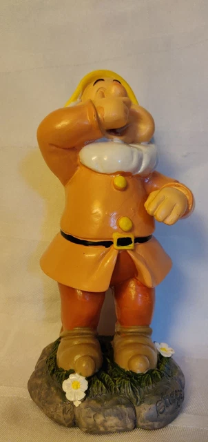 NEW! Disney Snow White Dwarf SNEEZY Resin Garden Figurine Statue 8"