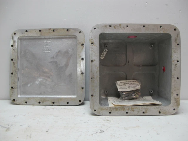 NEW Hubbell Killark XB-12126 Explosion Proof Electrical Enclosure 800 cu in 1212