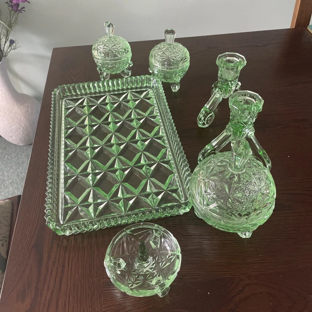 VINTAGE ART DECO Green Glass Dressing Table Set Tray, Lidded Pots &  Candlesticks 37.10 - PicClick UK