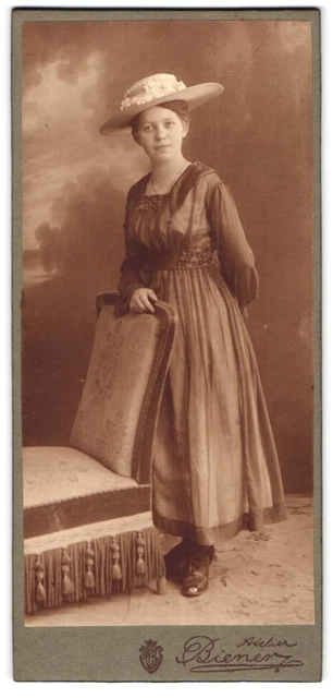 Fotografie Hermann Biener, Brandenburg a. H., Hauptstr. 55, Portrait junge Frau