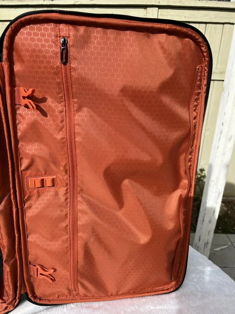TUMI T TECH SUITCASE CARRY ON BLACK Ballistic Rolling Carry UPRIGHT 5622D 23" 17