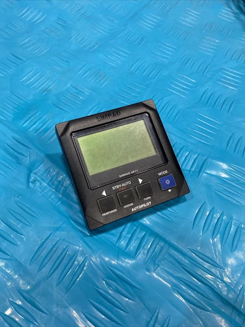 Simrad Robertson AP11 Autopilot Control Head WITH COVER Unit P/N 22085237 Simrad Robertson AP11 Autopilot Control Head WITH COVER Unit P/N 22085237