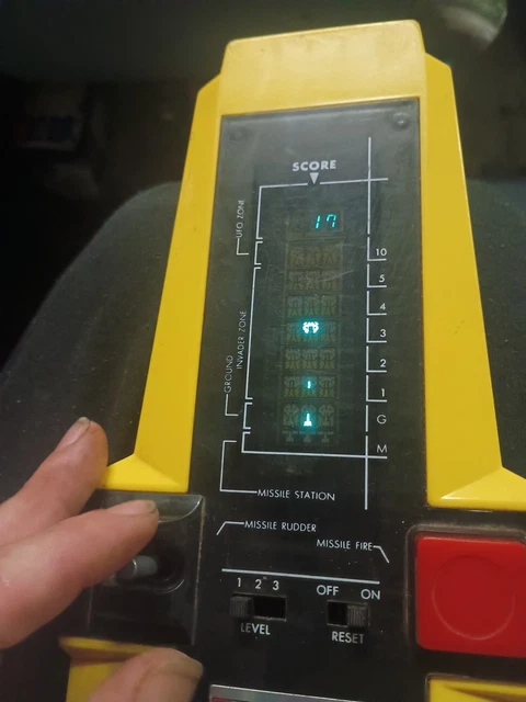 GALAXY INVADER 1000 handheld computer game AUSTRALIA $284.29 - PicClick AU