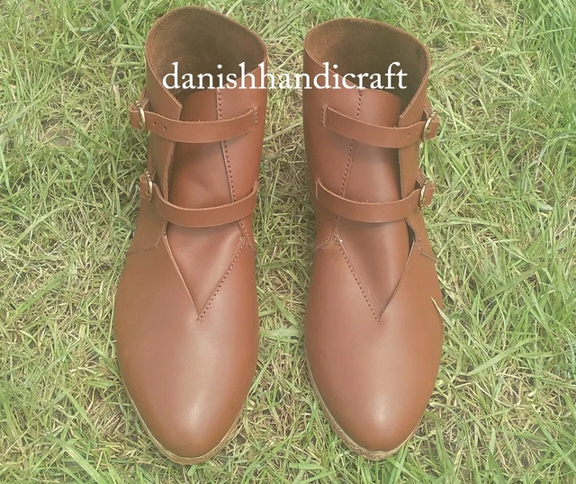 BOTAS CON CORREA de hebilla de cuero estilo vikingo par de calzado