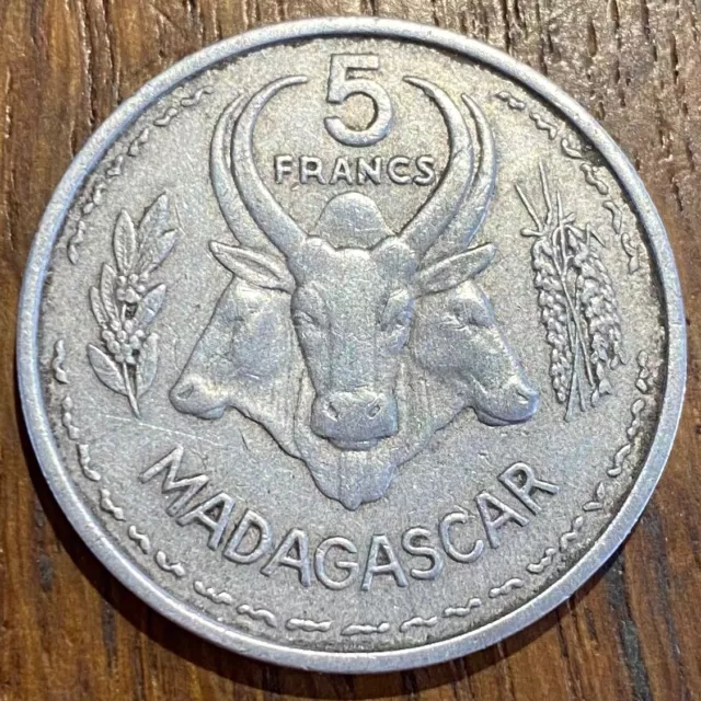 Piece De 5 Francs  1953 Madagascar (1078)