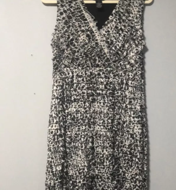 Lennie for Nina Leonard, Dress size 10 Black & White Layered Ruffled Lined