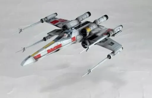 Star Wars - Revoltech Revo No.006 X-Wing Kaiyodo