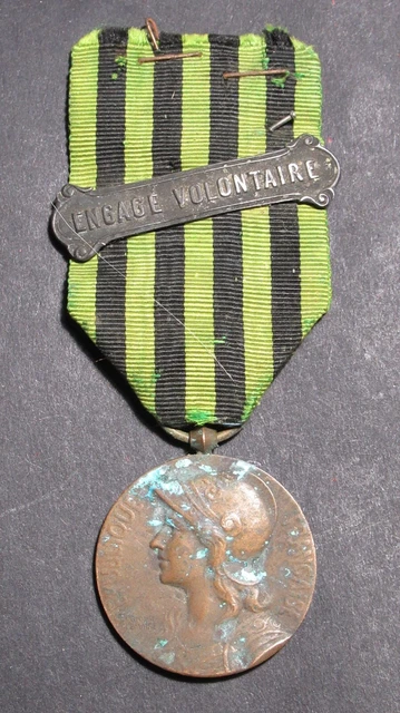 BELLE MEDAILLE DES Veterans De La Guerre De 1870 1871 Membre Honoraire