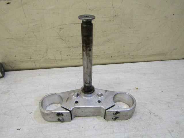 Té De Fourche Inférieur Honda Varadero 125 JC32 (2001-2006) - Pièce D'occasion