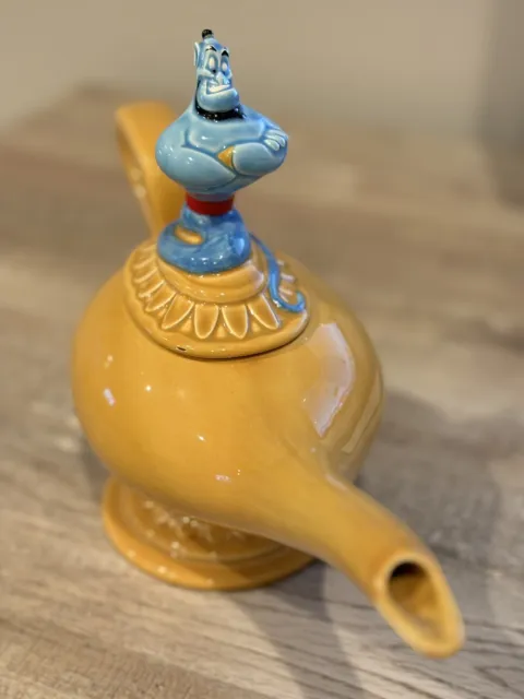 D23-Walt Disney World Parks Aladdin Vintage Genie Lamp Ceramic Teapot Rare LOOK!