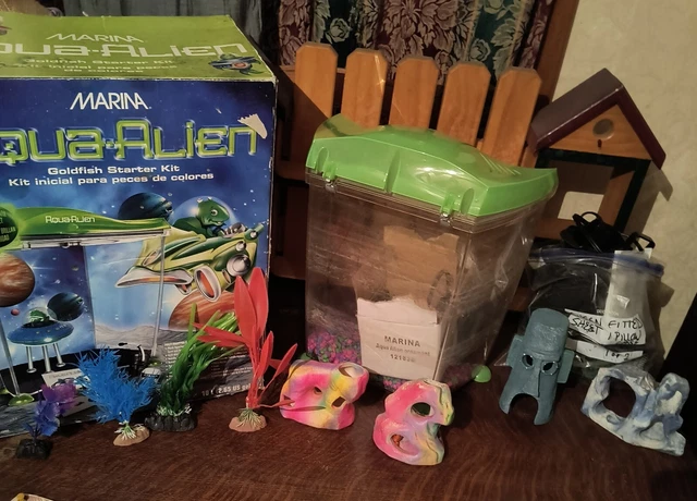 Marina Aqua Alien Aquarium Goldfish Setup Kit