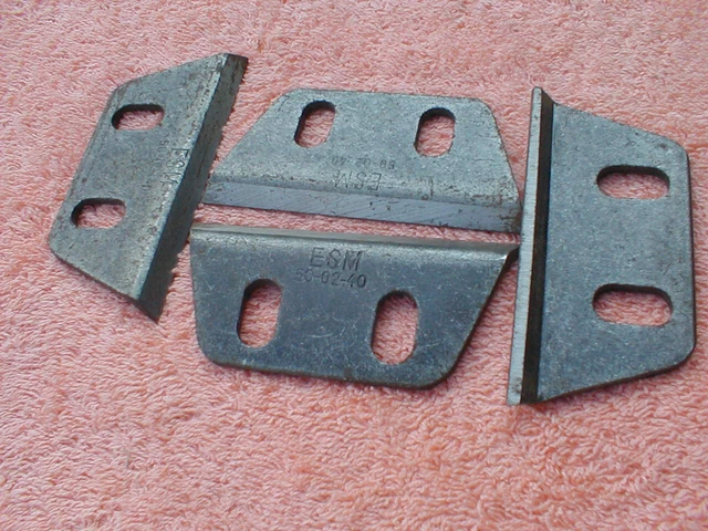 4 Stück ESM REIBPLATTE Balkenmäher Mähmesser Holder Fingerbalken Deutz Fendt