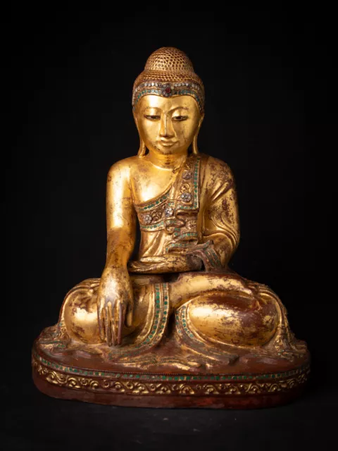 Antique wooden Burmese Mandalay Buddha from Burma, 19th century