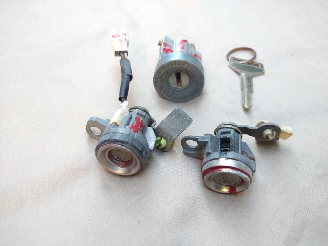 86.5 87 88 89 90 91 92 Toyota Supra Ignition Cylinder Door Locks Key Set