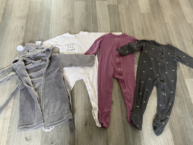 ❤️ Baby Girl Sleepsuit bundle & dressing gown 18-24 months ❤️ A56