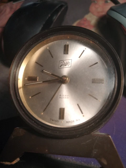 Schlitz Promotion 8-day ALARM CLOCK WITH BRASS KEY KEG BARREL SHAPED Schlitz Promotion 8-day ALARM CLOCK WITH BRASS KEY KEG BARREL SHAPED