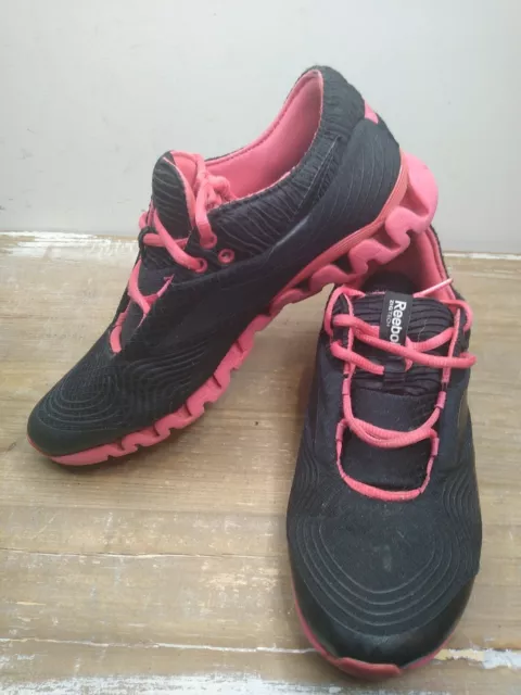 REEBOK Zigtech All Terrain Pink & Black Running Shoes Womens Size 8 Sneakers