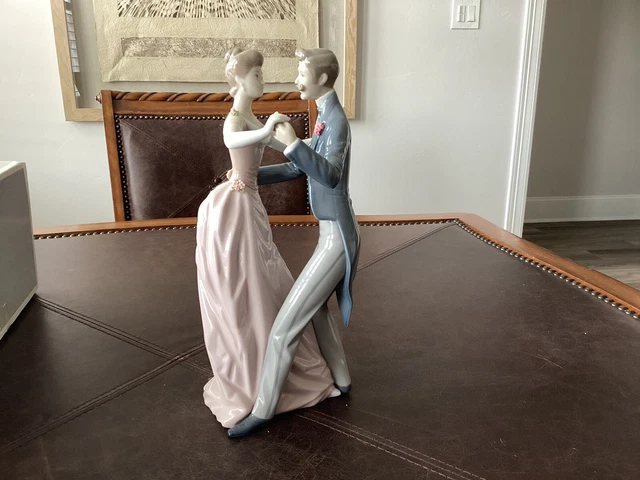 Anniversary Dance Lladro Collection Anniversary Dance Lladro Collection