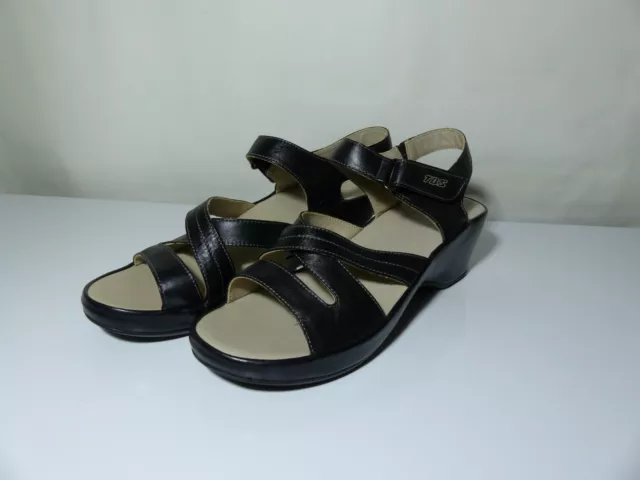 Chaussures, sandales nu-pieds, marque TBS, cuir noir, compensés, pointure 39