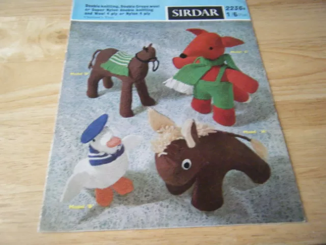 Vintage Knitting Pattern, Soft Toys, DK/4 ply, Sirdar 2236B