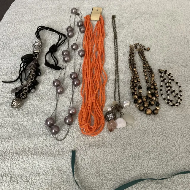 Bulk Lot Of Jewellery, Vintage Beads, Bracelets And More 6 Pieces