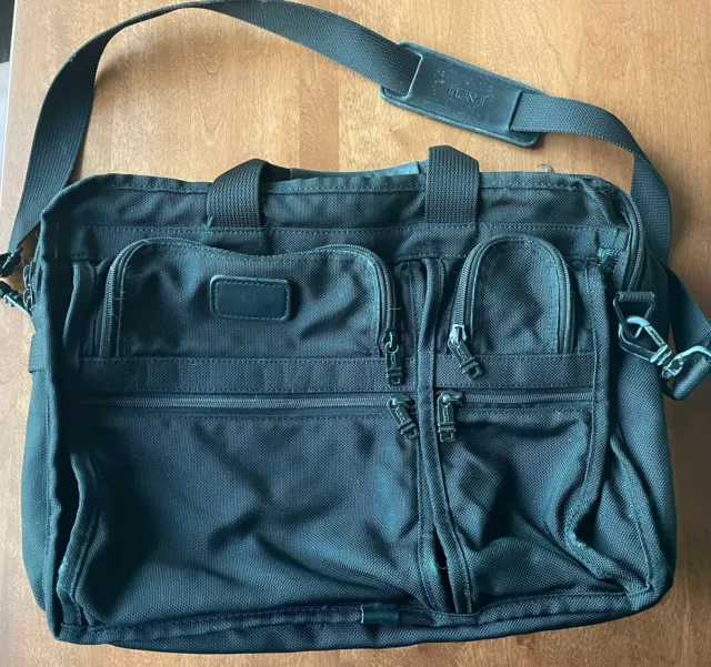 TUMI Alpha Black Expandable Messenger Laptop Briefcase Bag Vintage
