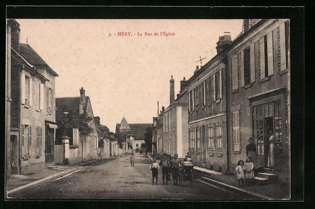 CPA Héry, La Rue de l´Eglise