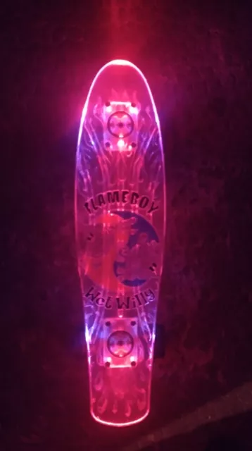 flameboy-skateboard-lumineux
