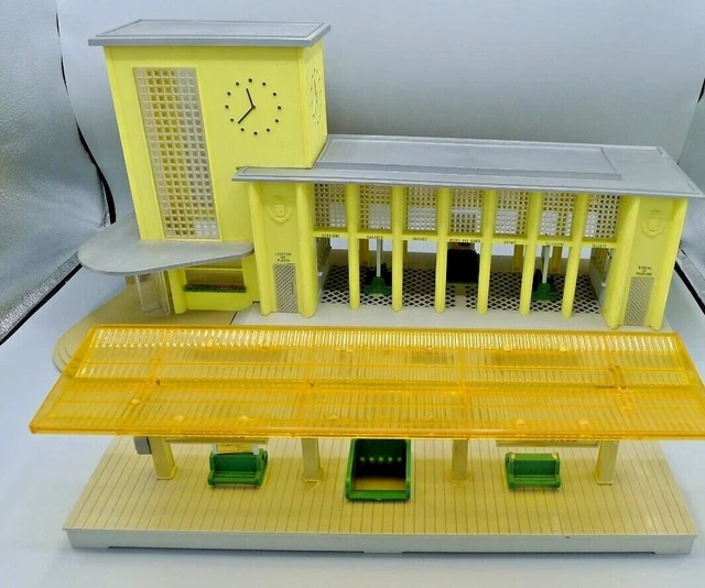 Hornby Meccano Gare + Quai "Marseille" Echelle O