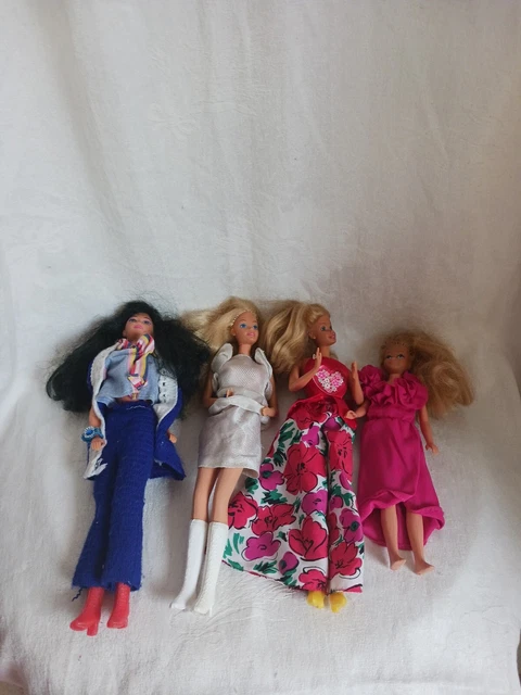Lot De 2 Poupées Barbie Mattel Philippines Années 70 - Dont Une Mariée - Occasion