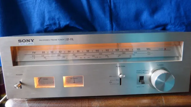 Ancien tuner FM vintage SONY ST-11L à réviser