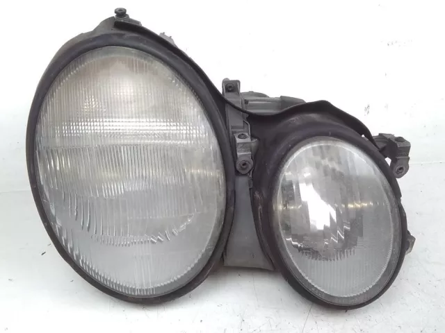 PHARE / OPTIQUE AVANT DROIT Mercedes-Benz CLK (W208) 2000 2088200861