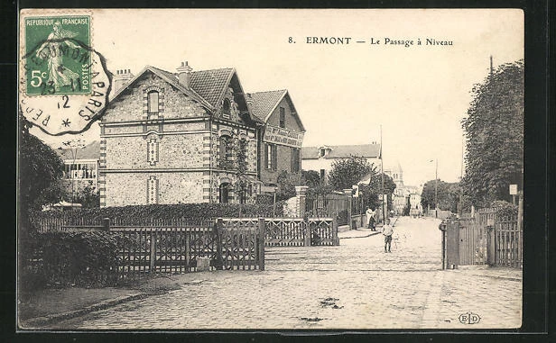 CPA Ermont, La Passage a Niveau 1912