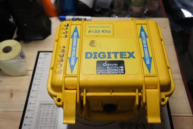 Leica Digitex Genny Signal Generator & Leads CAT Cable Detection 8khz 33khz