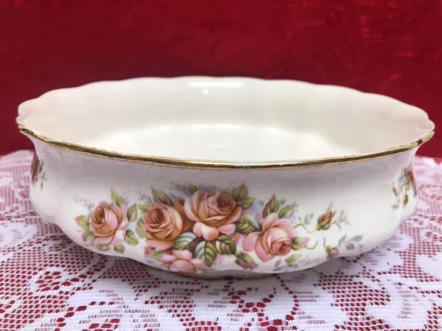 Vintage PARAGON Fine Bone China, 'ELIZABETH ROSE' Large 9'' Bowl 2nd Quality