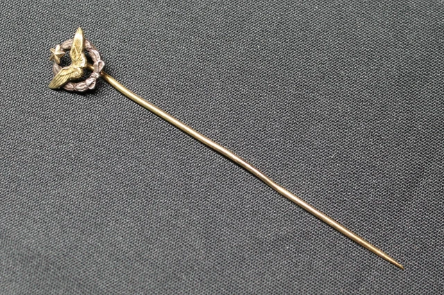 Épingle à Cravate En Or 18 Carats (750‰) - Bijou Homme Occasion - Bon état