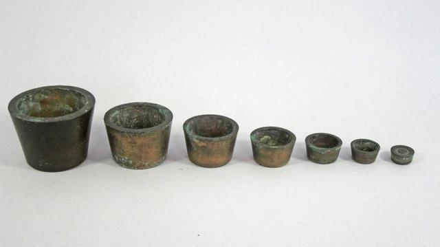 FINE ANTIQUE COMPLETE SET NURENBURG BRONZE CUP WEIGHTS 32oz TROY scales chemist 5