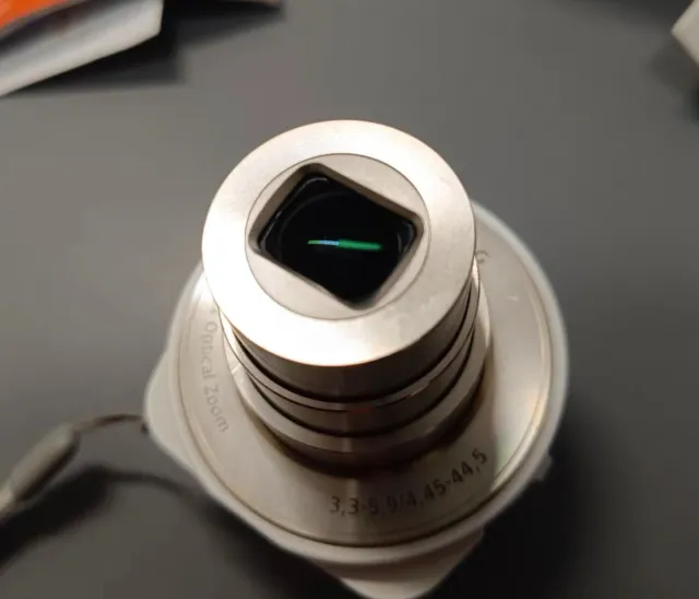 Sony QX-10 Digital Camera Lens White (Preowned)