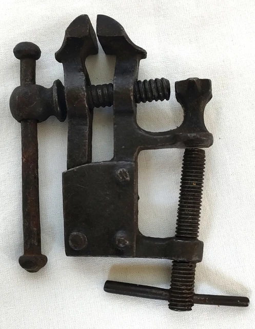 Petit étau D'établi Ancien Avec Enclume De Bijoutier – Outil De Métier – France