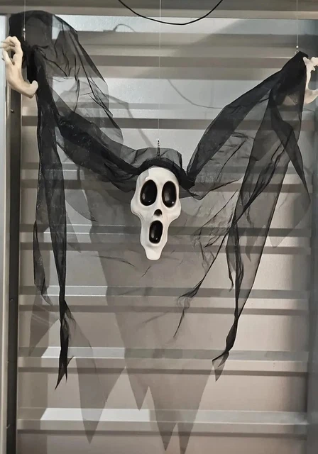 Gemmy Floating Grim Reaper Ghost Scream Face 2 Feet Wide Animated Halloween Prop