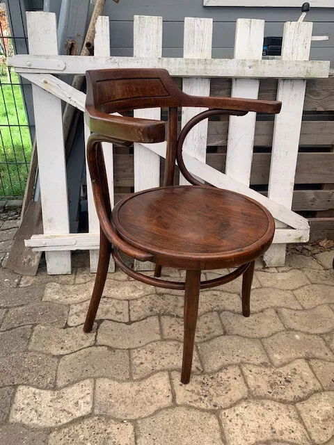 Antiker Kaffeehausstuhl Bugholz Thonet Kohn Armlehner