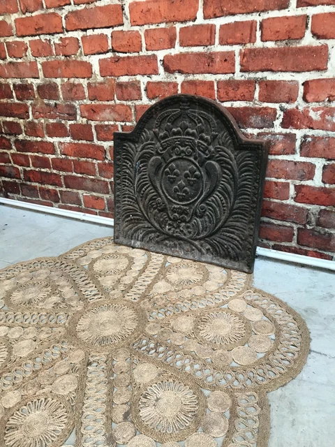 Plaque De Cheminée Fonte – XVIIIe Siècle – Décor Blason Et Fleurs De Lys