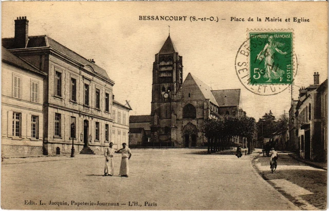 CPA Bessancourt Place de la Mairie et Eglise FRANCE (1309907)