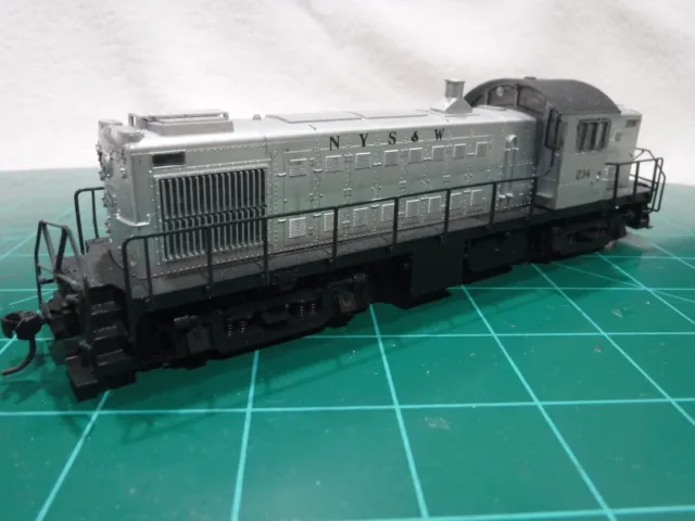 Atlas  HO Susquehanna ALCO RS-1 Diesel Locomotive #234 Custom paint