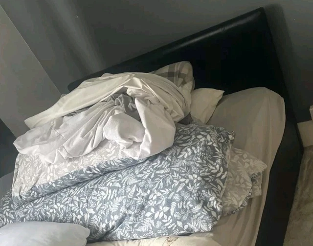 BLACK FAUX LEATHER Small double ottoman bed £100.00 PicClick UK