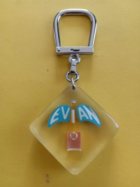 Lot porte-clés de collection Bourbon - Evian