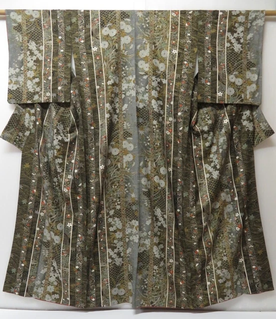 2206T06z1020  Japanese Kimono Silk KOMON Flowers Black